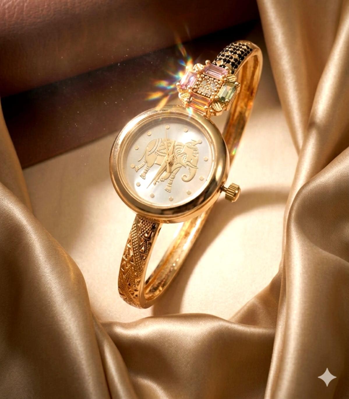 Stylish Gold Tone Free Size Brass Women's Bracelet Watch 2